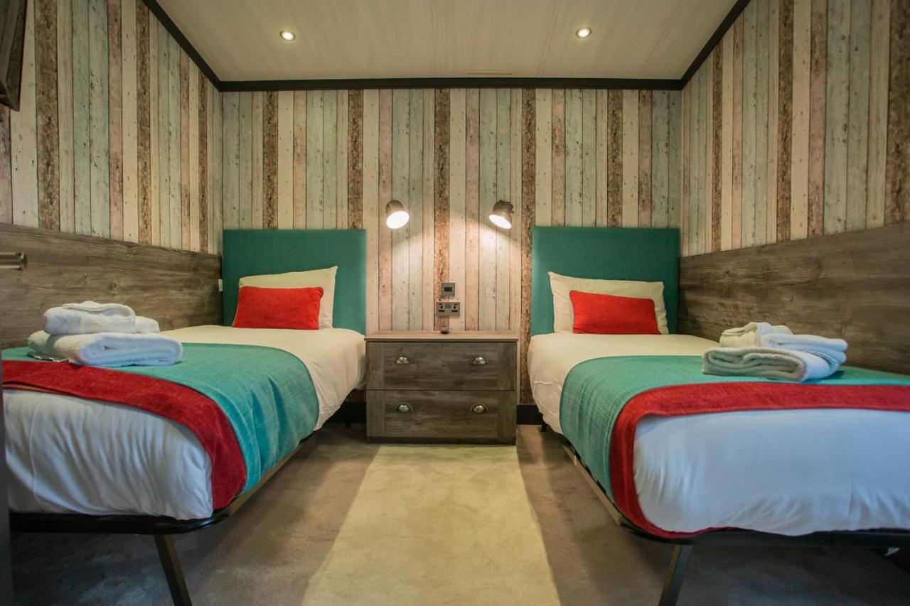 Holiday park Sandy Balls Village 5*