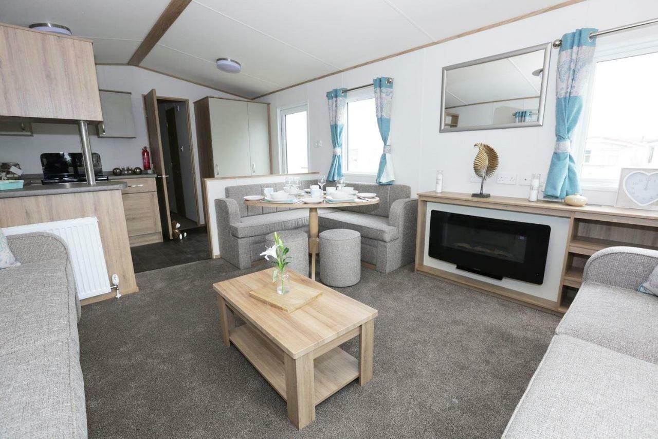 Sandy Balls Village 5*